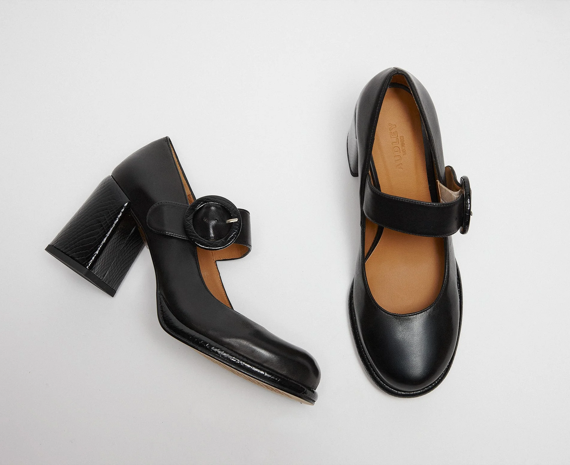 Zapato de mujer en piel con tacón alto. Klaudia - Image 3