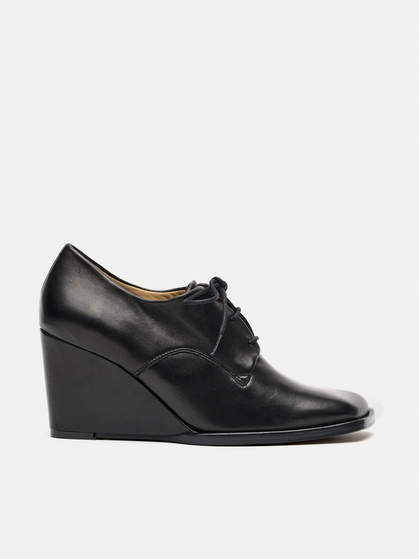 Zapato de mujer en piel con tacón alto. Magda - Image 3