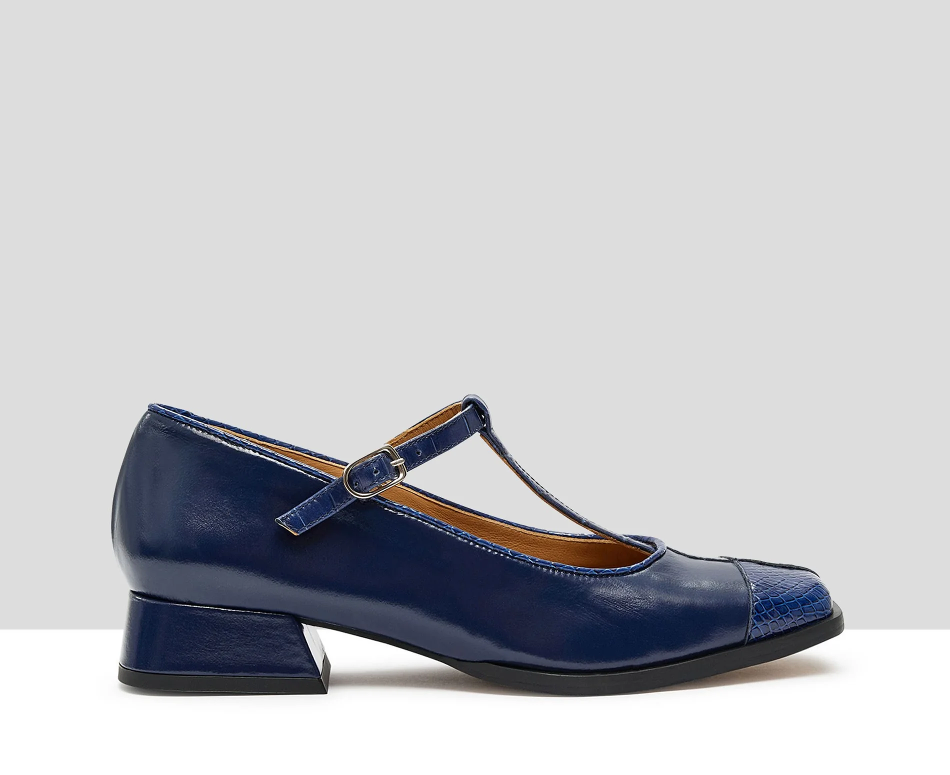 Zapato de mujer en piel con tacón bajo. Karin - Image 3