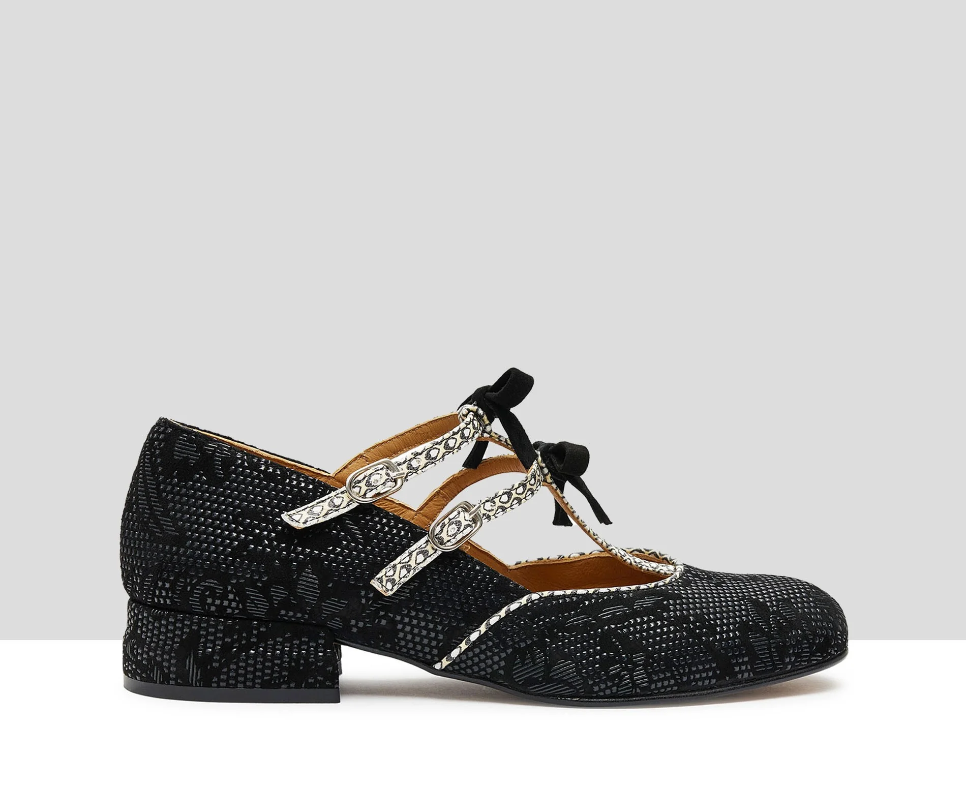 Zapato de mujer en piel con tacón bajo. Karis - Image 3