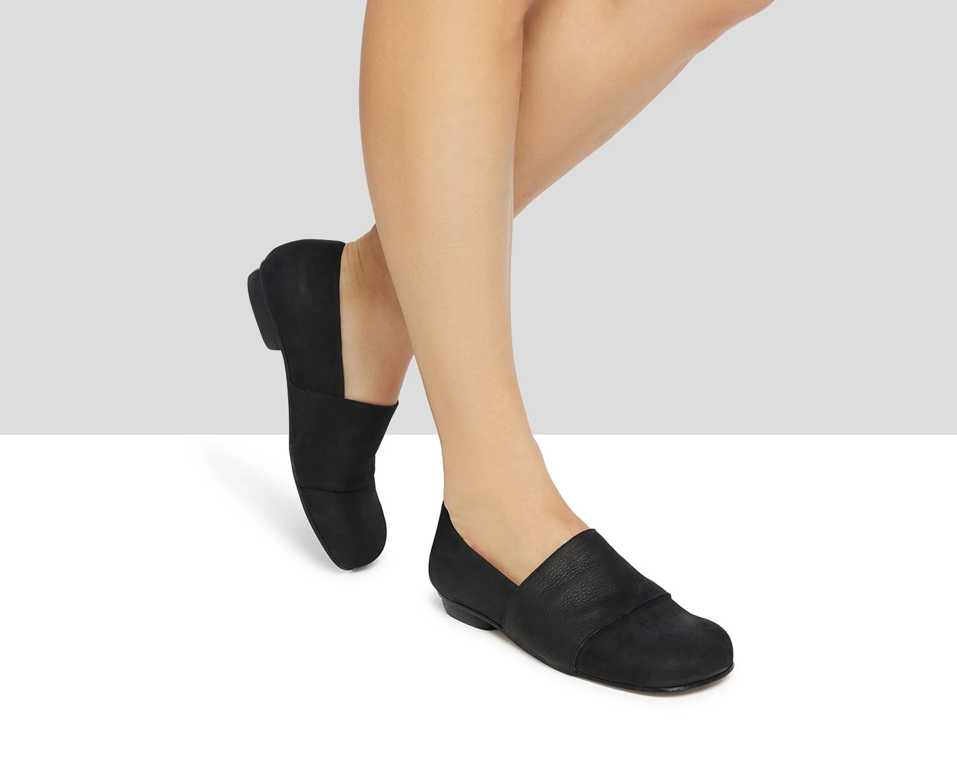 Zapato de mujer en piel con tacón bajo. Kemi - Image 3