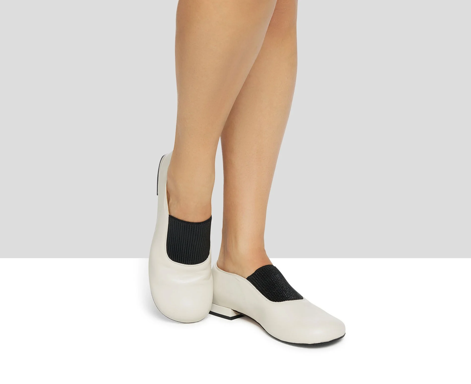 Zapato de mujer en piel con tacón bajo. Kika - Image 3