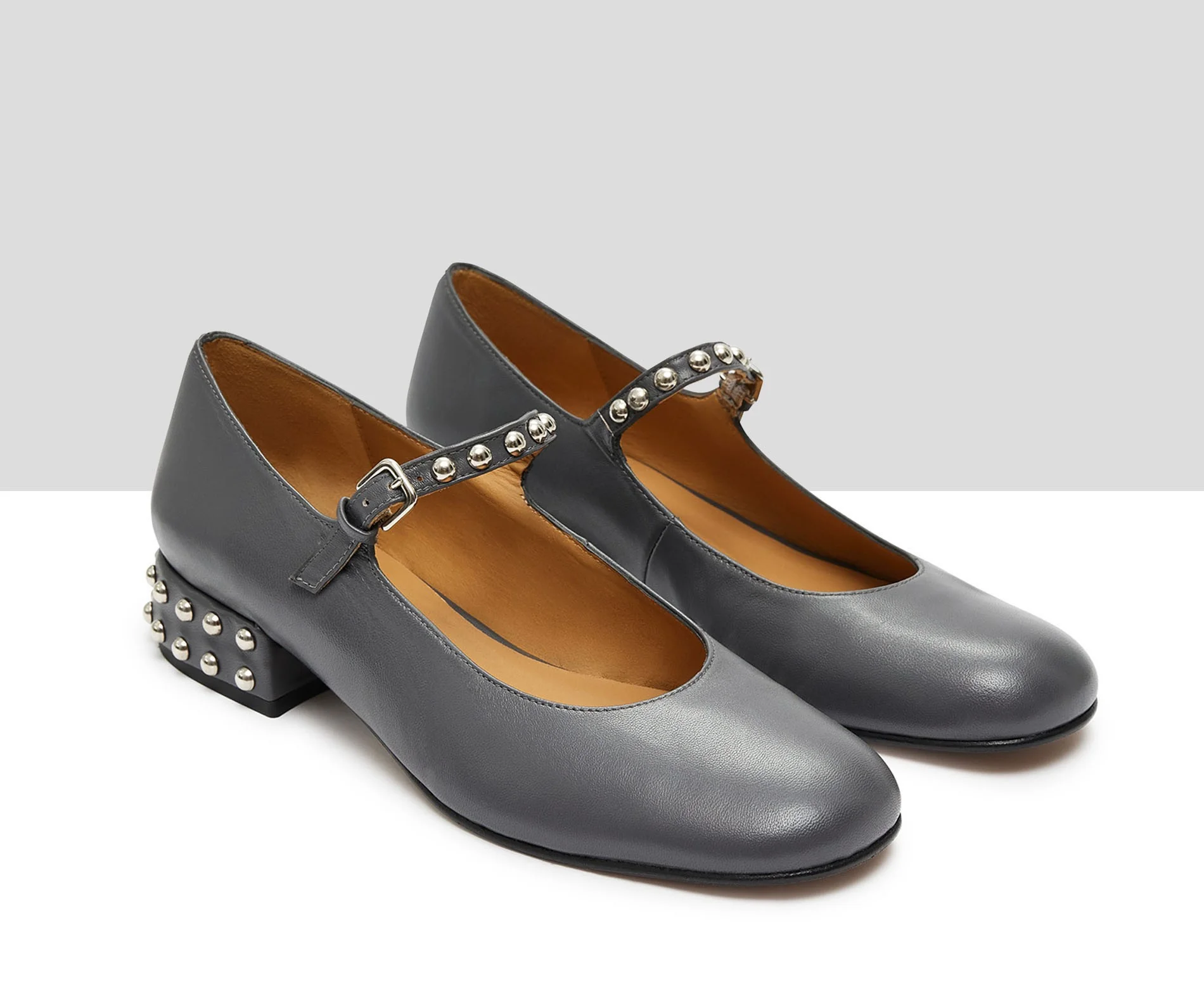 Zapato de mujer en piel con tacón bajo. Kimi - Image 3