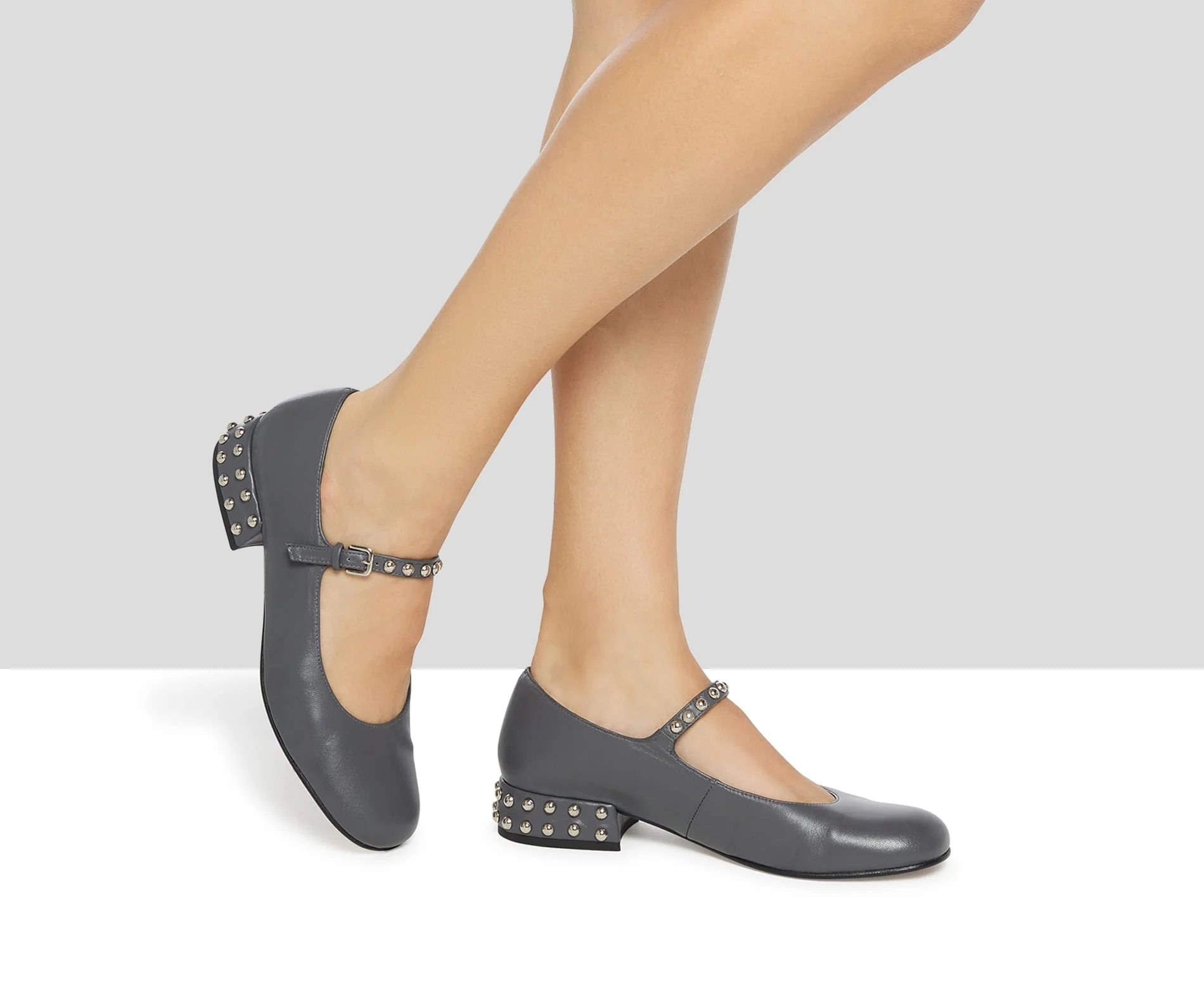 Zapato de mujer en piel con tacón bajo. Kimi - Image 5