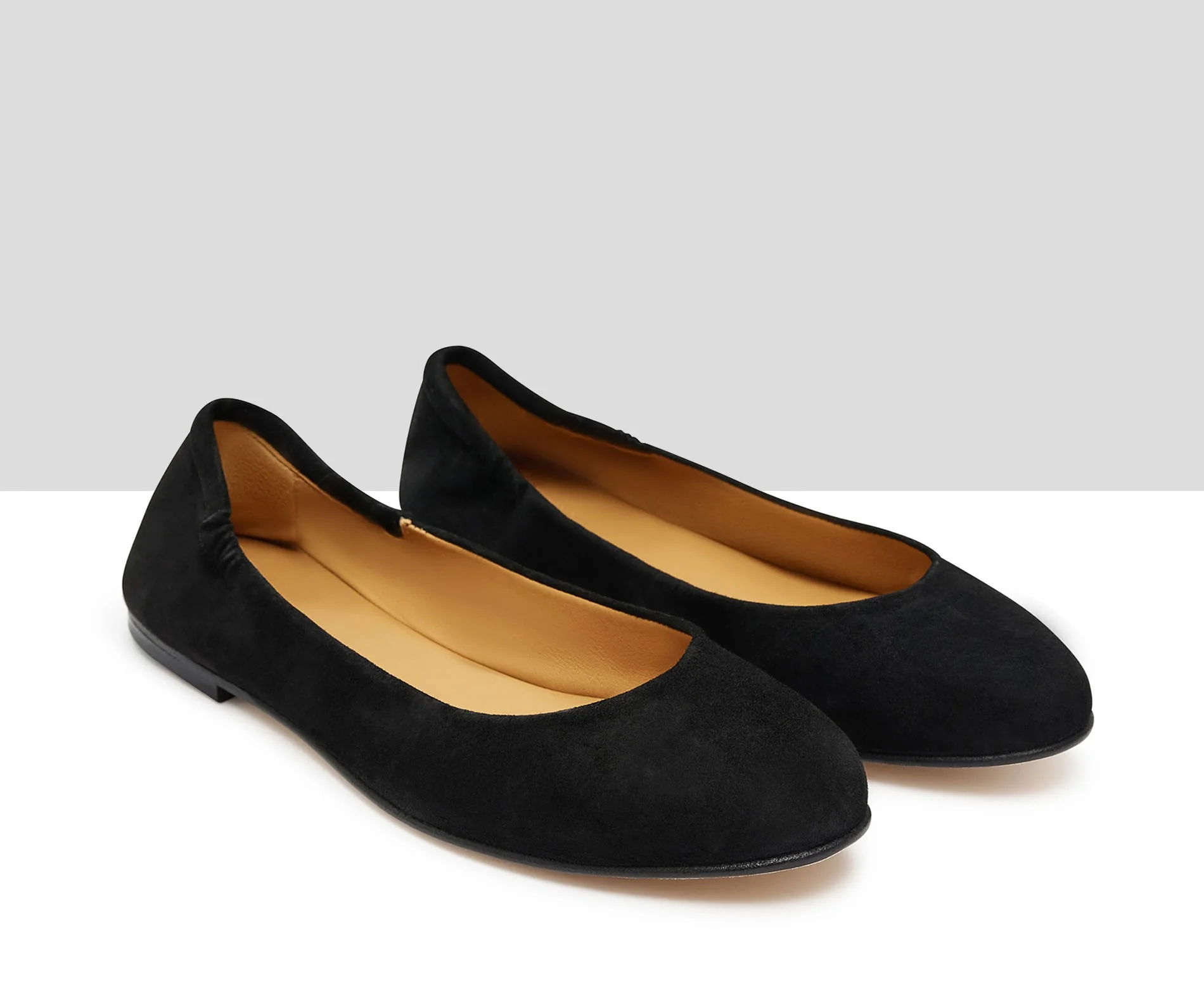 Zapato de mujer en piel con tacón bajo. Kinue - Image 4