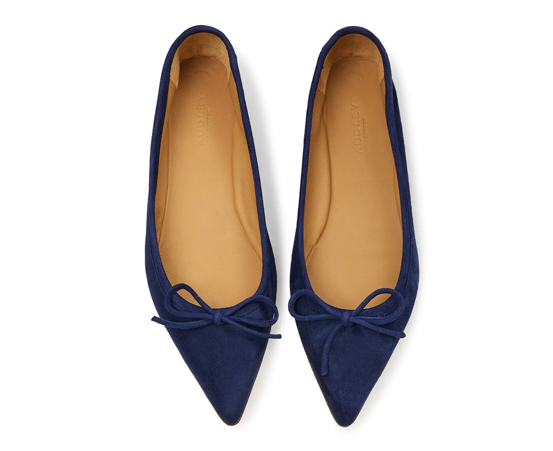 Zapato de mujer en piel con tacón bajo. Kliber - Image 4