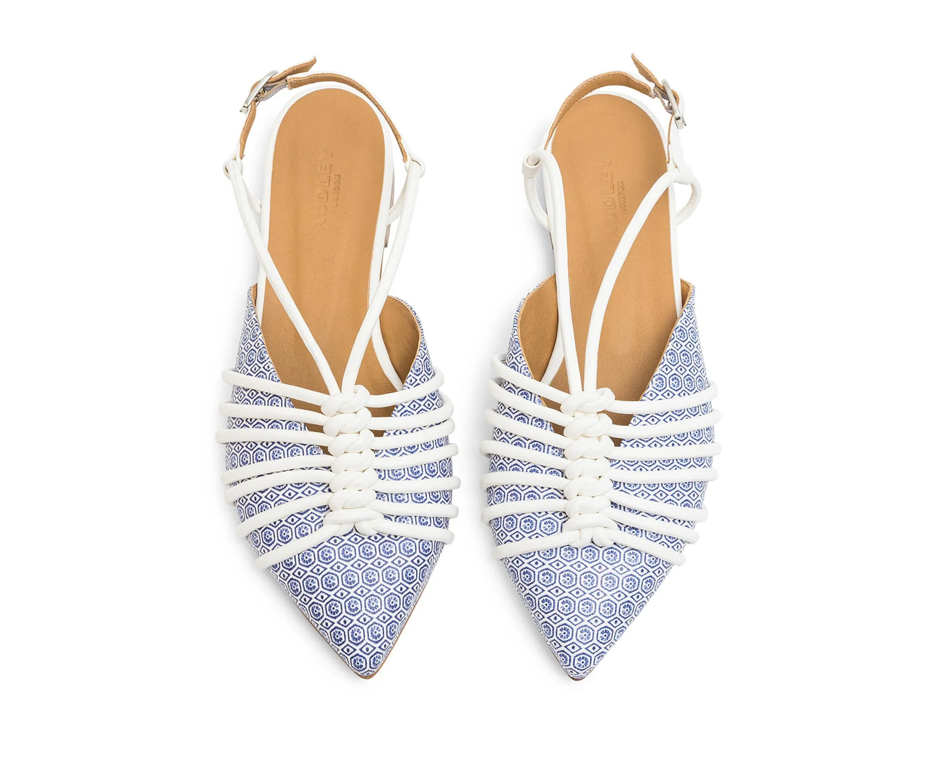 Zapato de mujer en piel con tacón bajo. Lia - Image 5