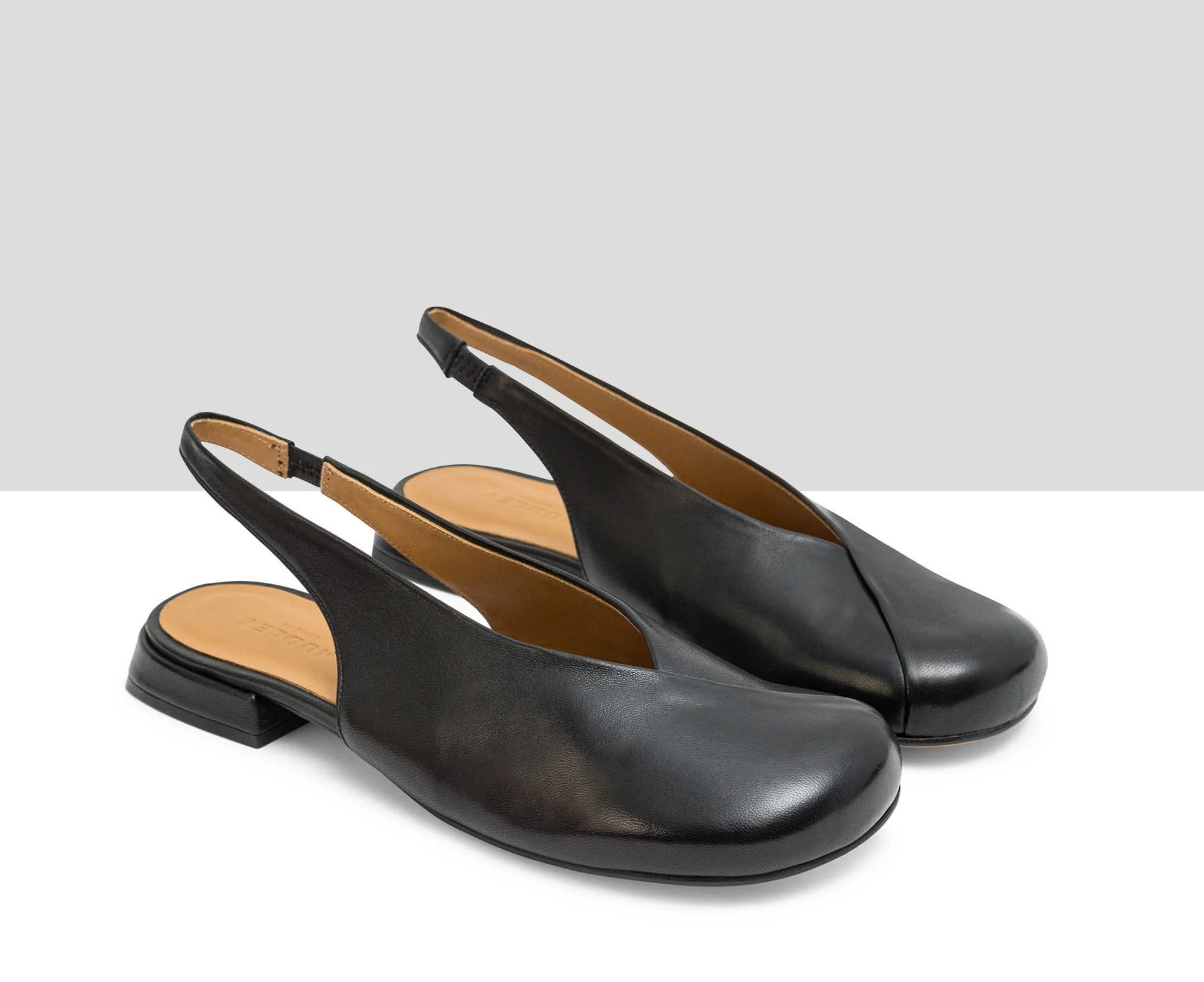 Zapato de mujer en piel con tacón bajo. Lucy - Image 3
