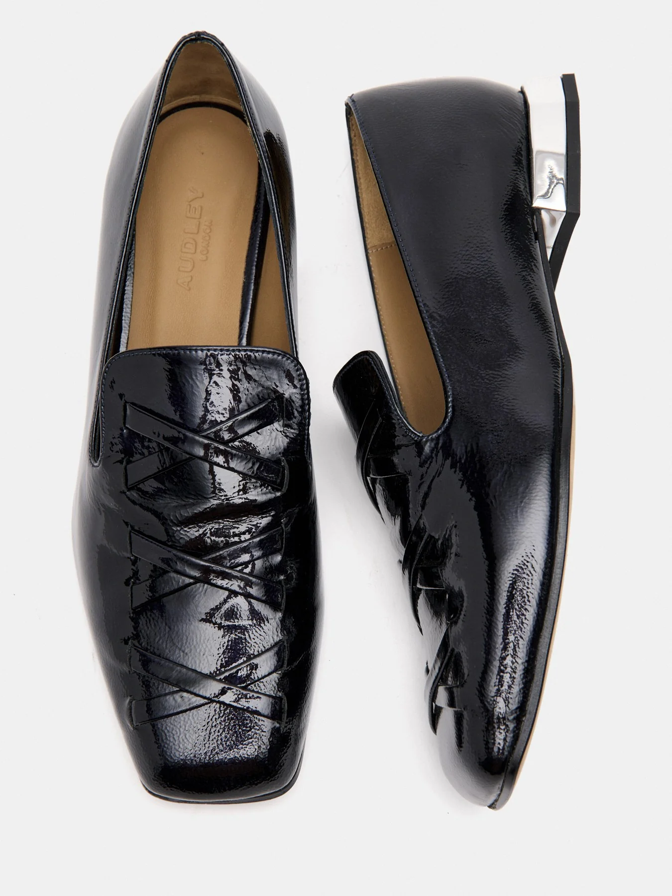 Zapato de mujer en piel con tacón bajo. Marli - Image 3