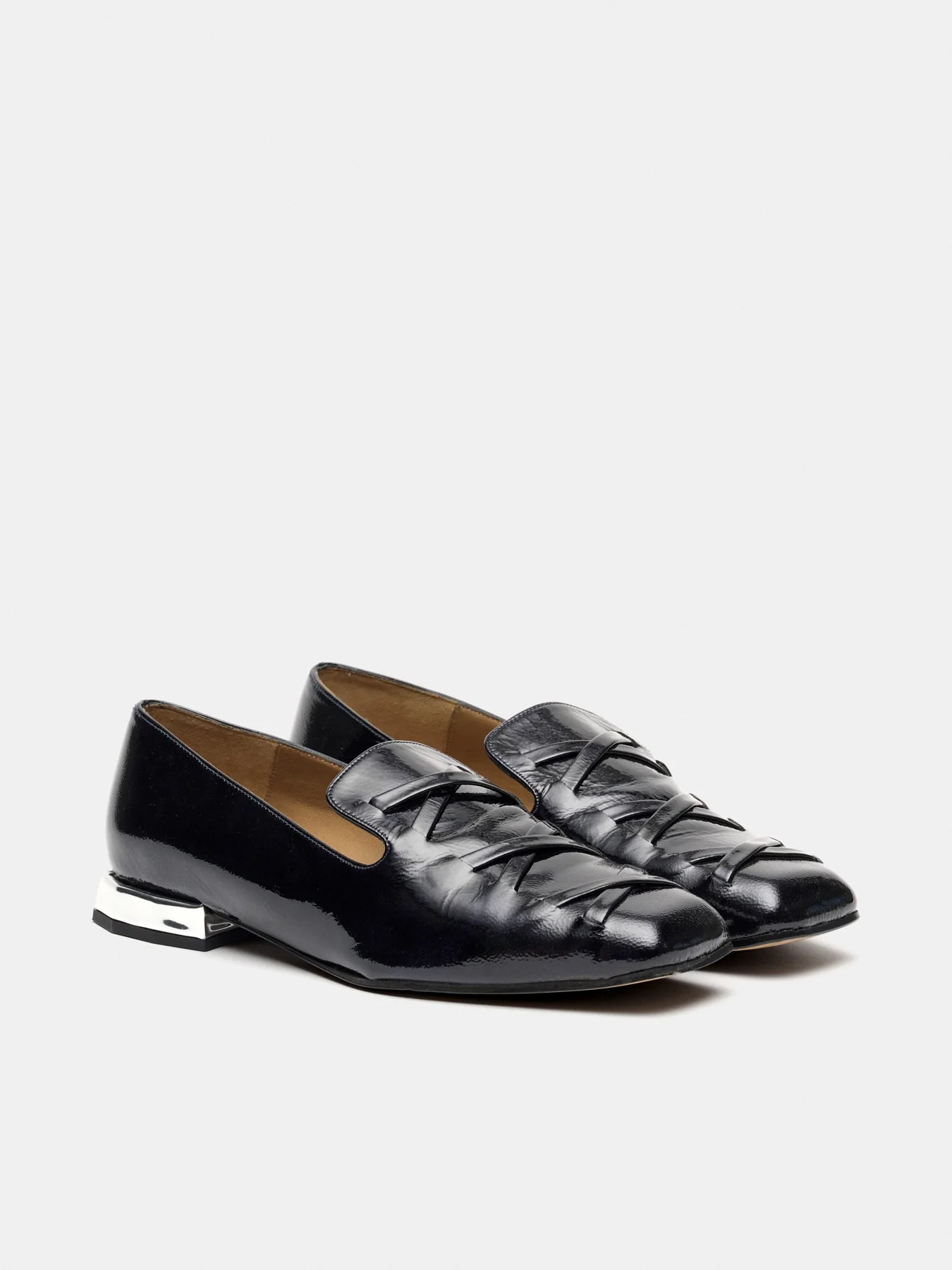 Zapato de mujer en piel con tacón bajo. Marli - Image 4