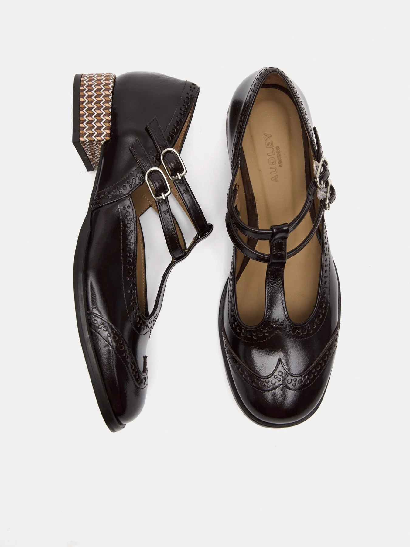 Zapato de mujer en piel con tacón bajo. Melisa - Image 3