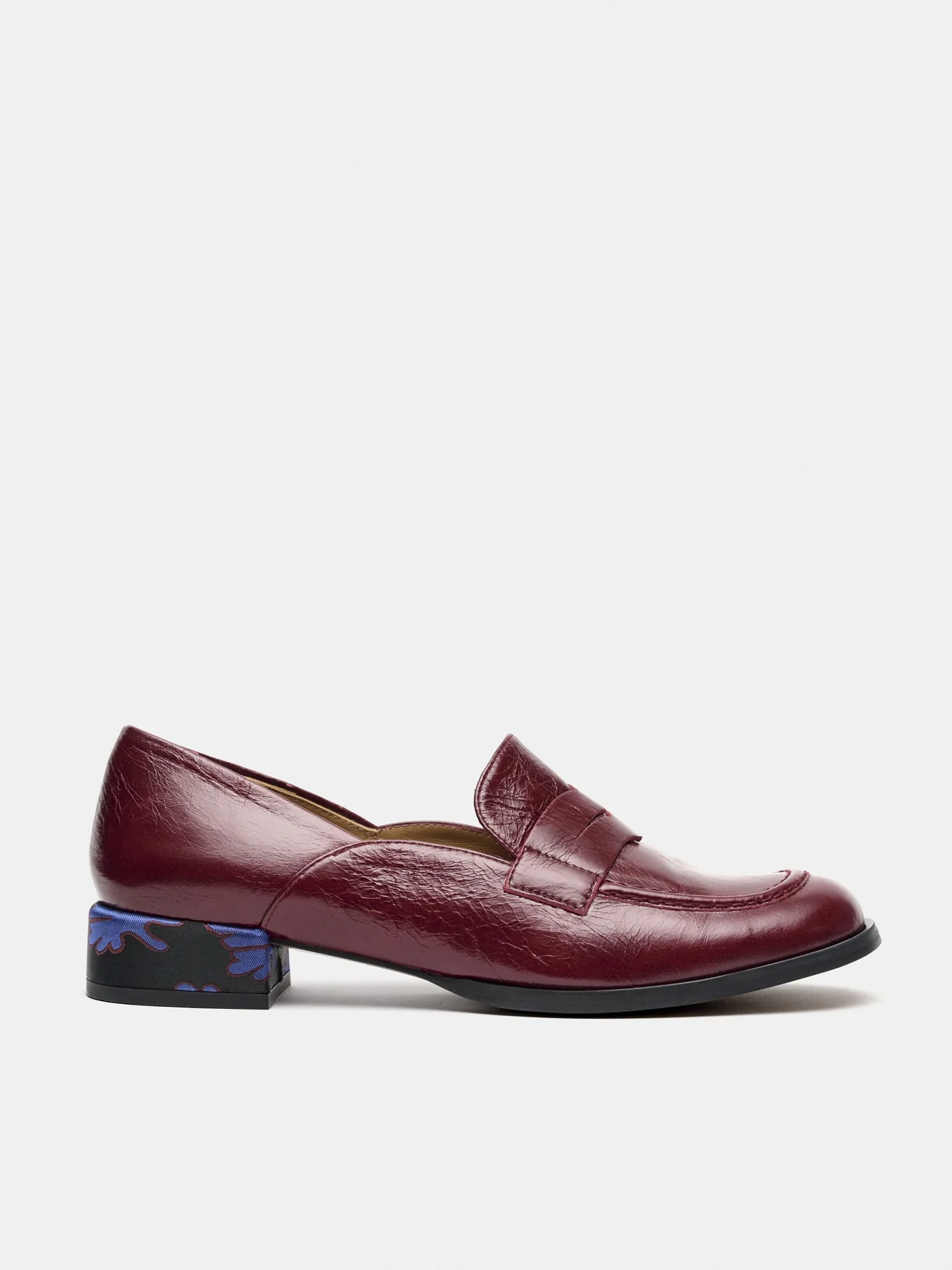 Zapato de mujer en piel con tacón bajo. Mena - Image 2
