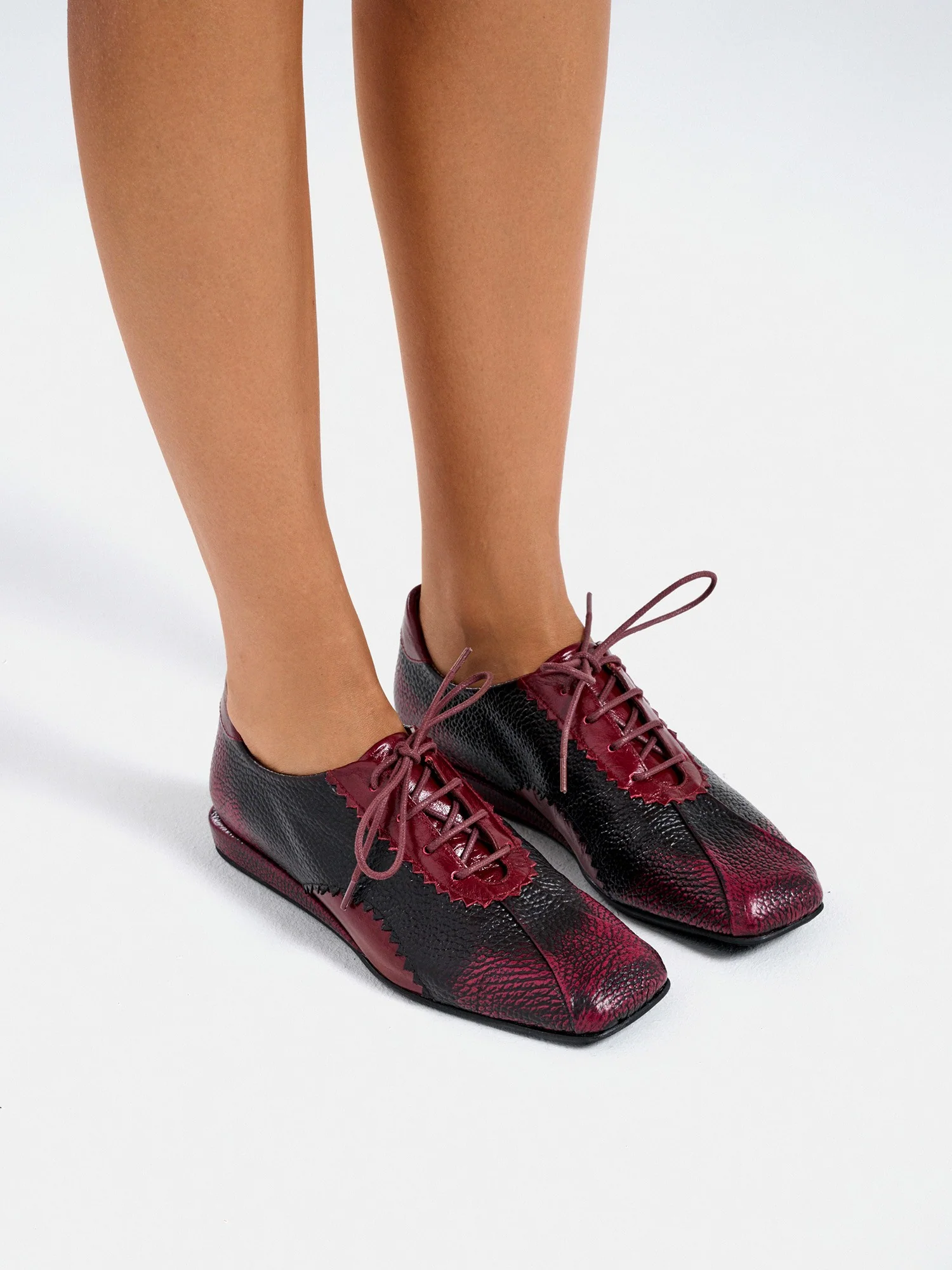 Zapato de mujer en piel con tacón bajo. Milan - Image 4