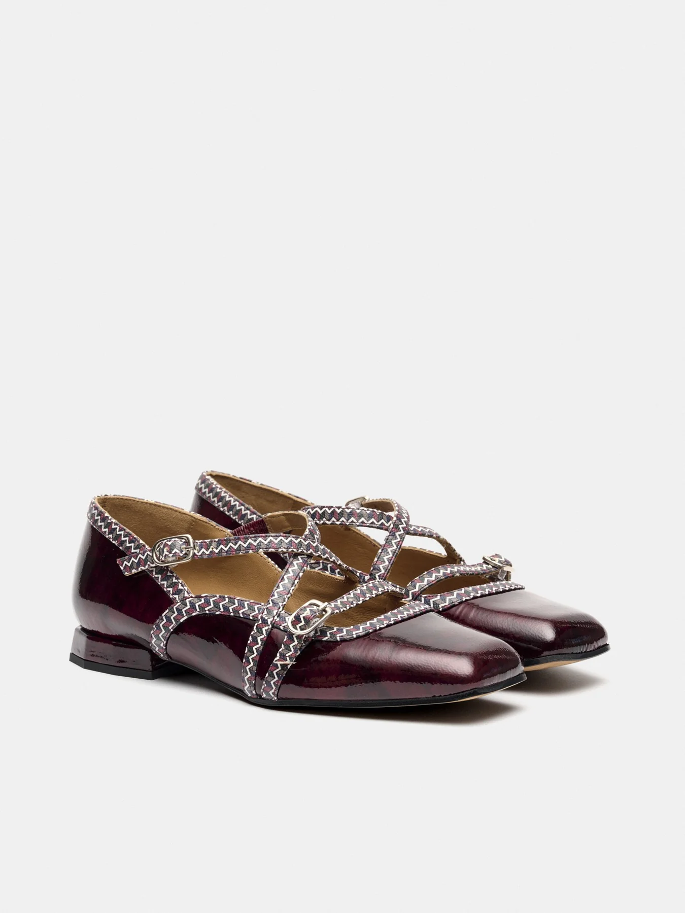 Zapato de mujer en piel con tacón bajo. Miley - Image 3