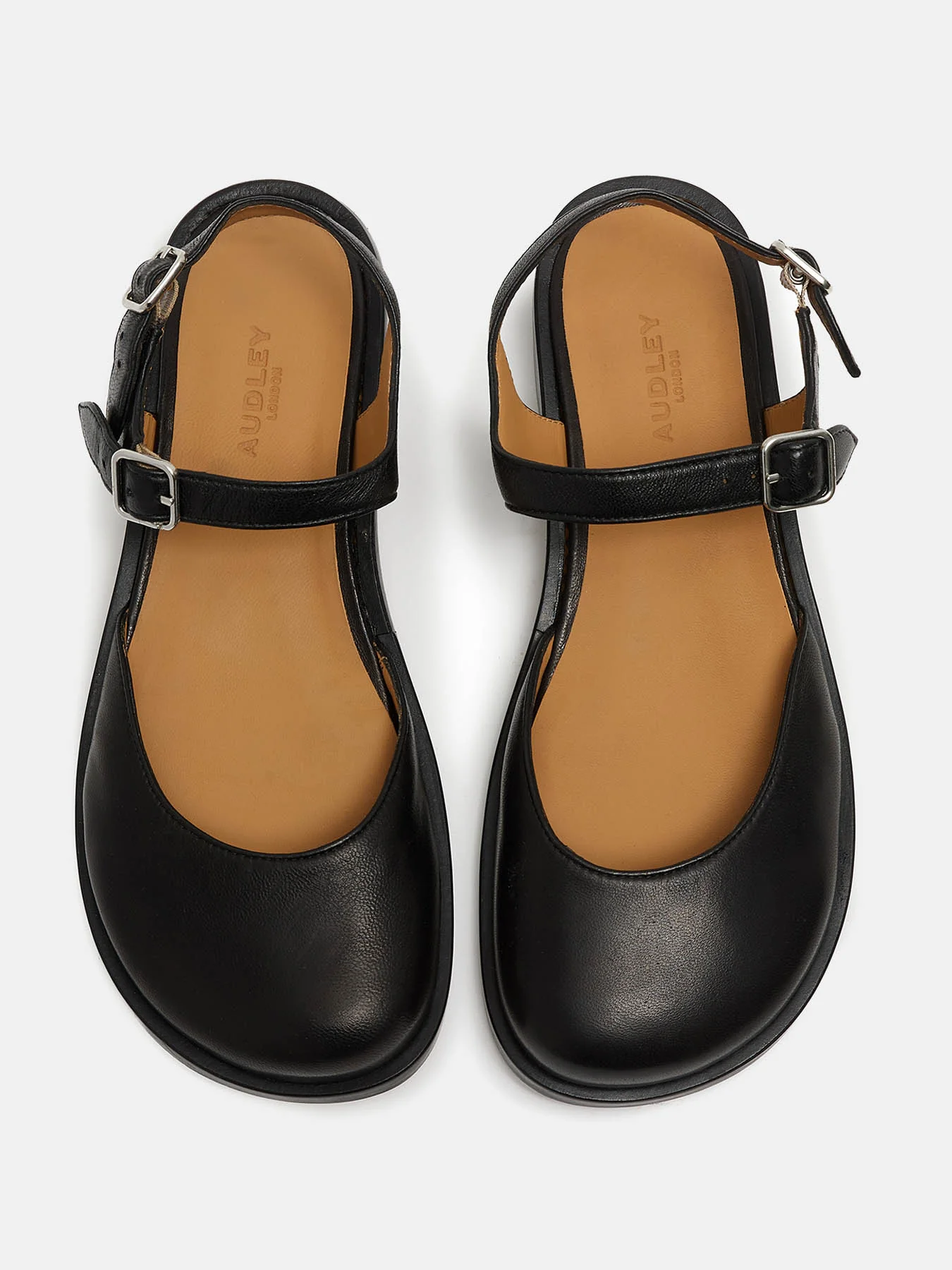 Zapato de mujer en piel con tacón bajo. Nadja - Image 3