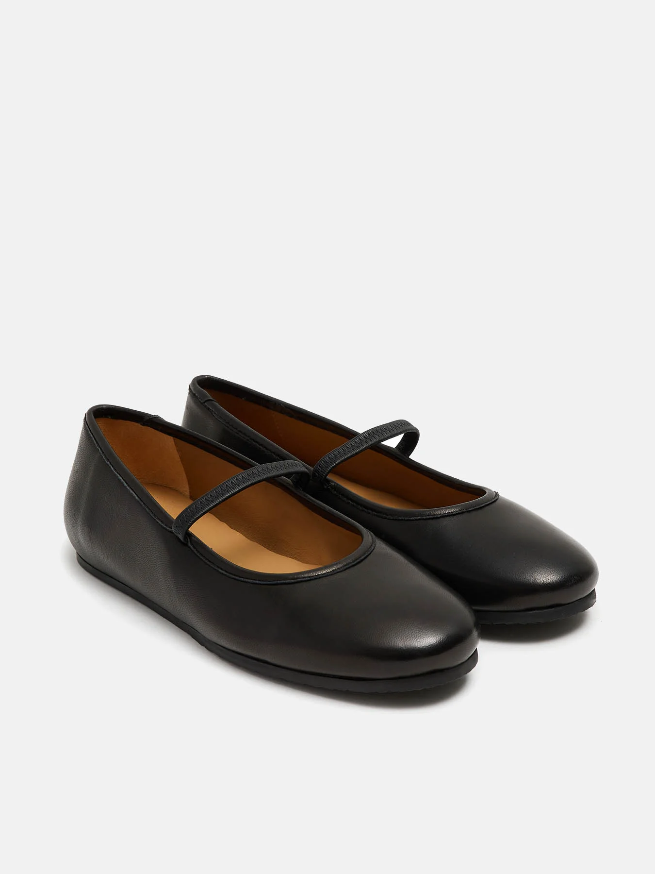 Zapato de mujer en piel con tacón bajo. Nala - Image 3