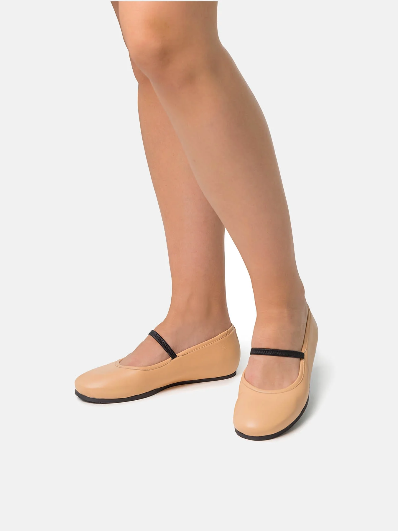 Zapato de mujer en piel con tacón bajo. Nerline - Image 4