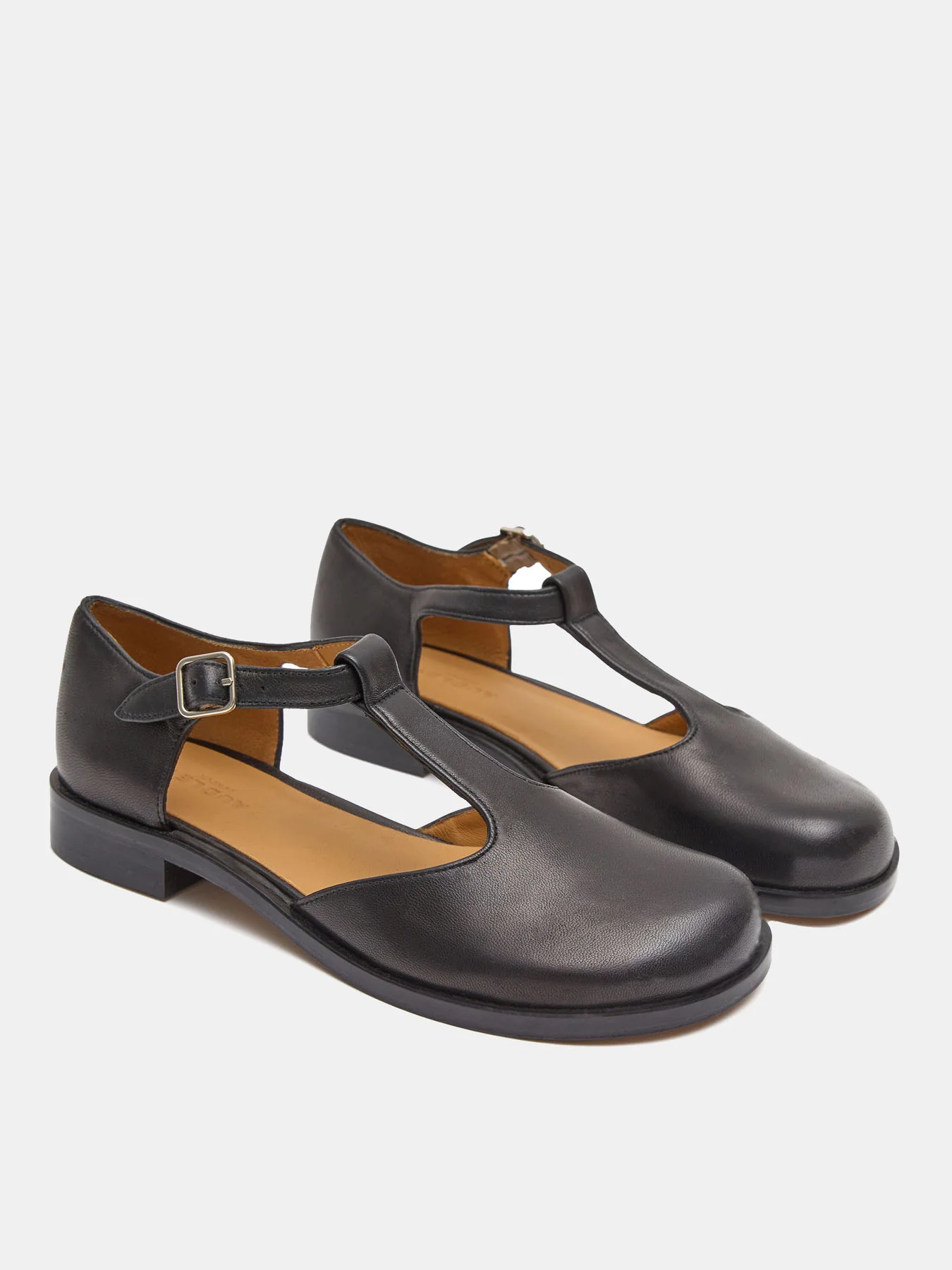 Zapato de mujer en piel con tacón bajo. Noemi - Image 3