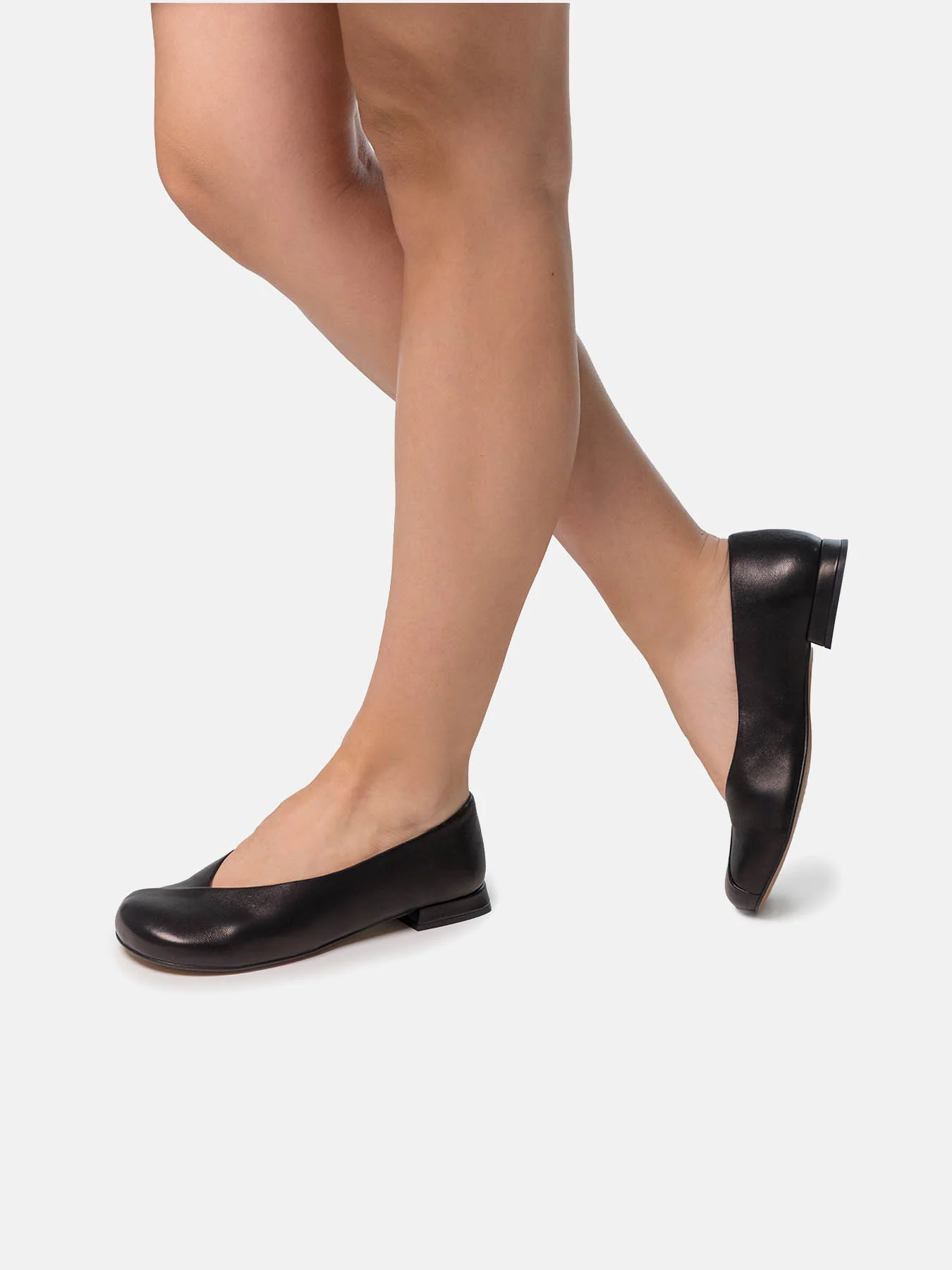 Zapato de mujer en piel con tacón bajo. Nora - Image 4