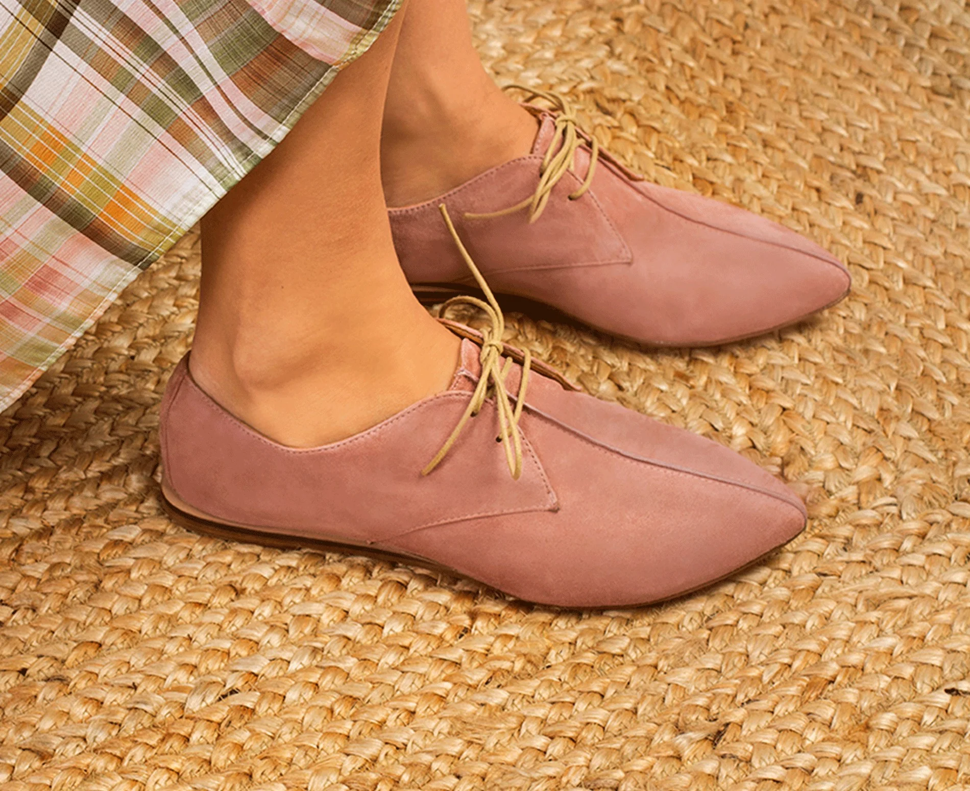 Zapato de mujer en piel con tacón bajo. Verano - Image 7