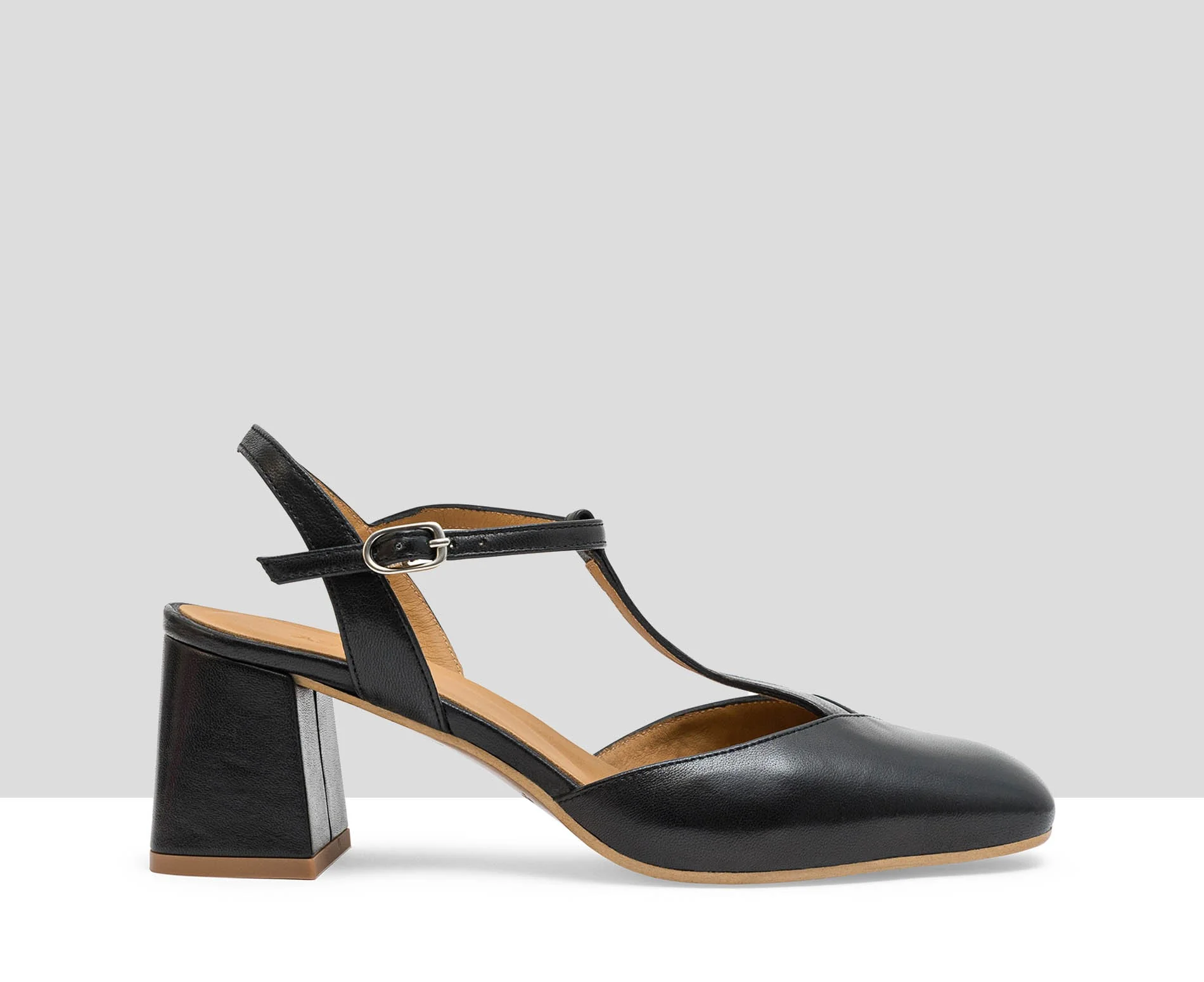 Zapato de mujer en piel con tacón medio. Juliet - Image 2