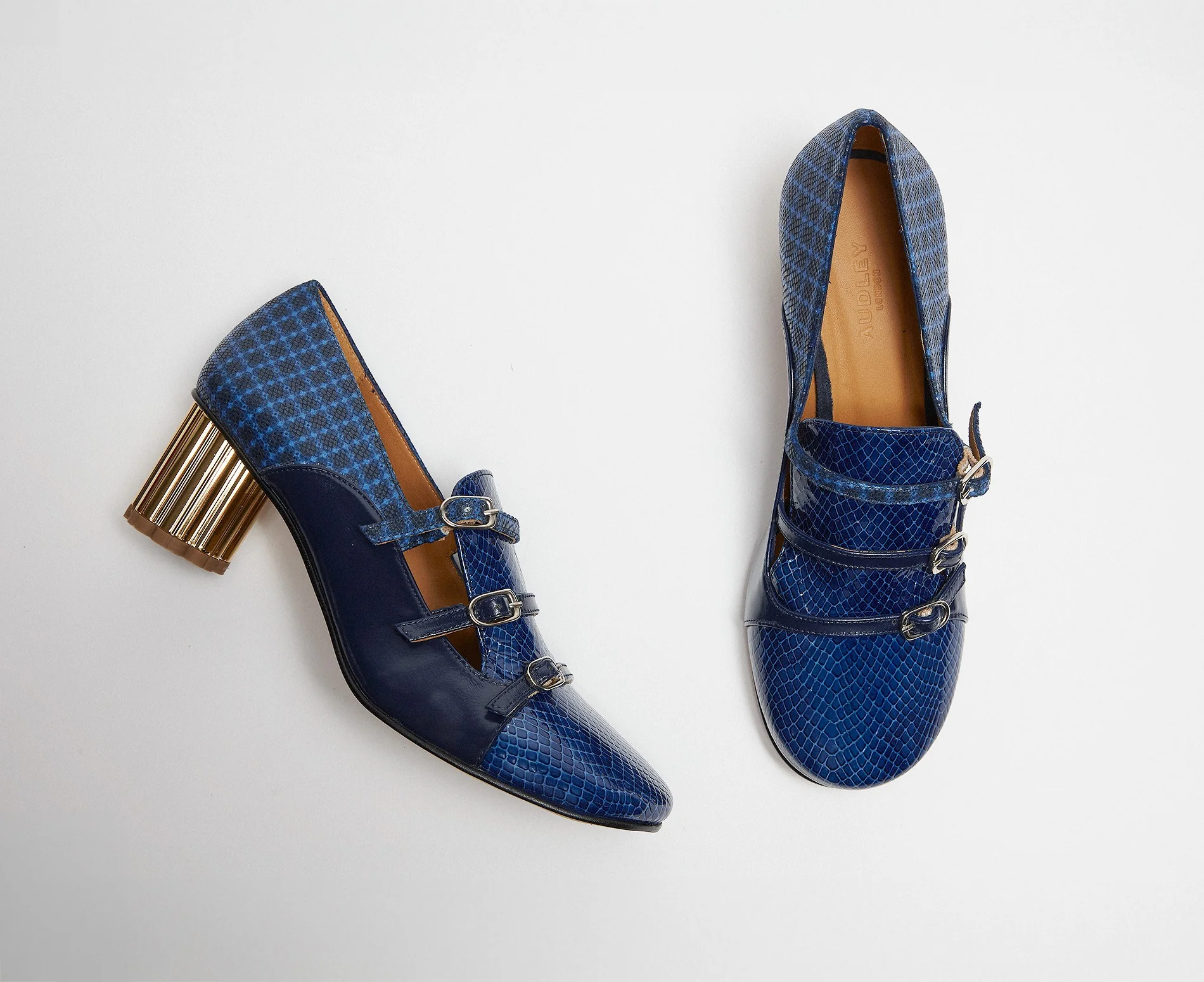 Zapato de mujer en piel con tacón medio. Kalira - Image 3