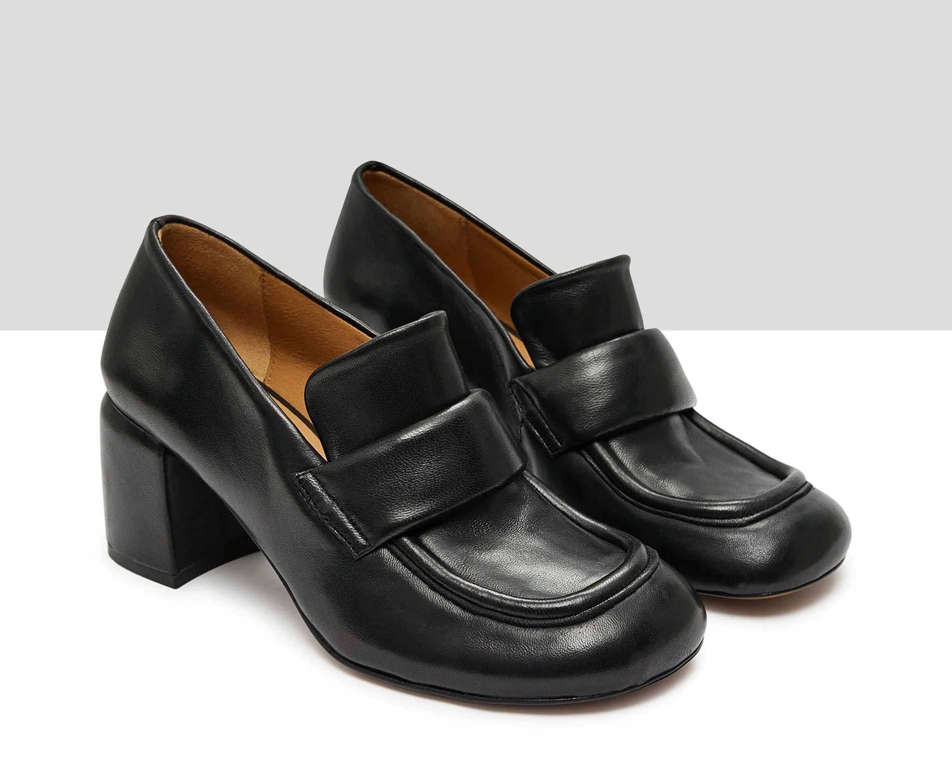 Zapato de mujer en piel con tacón medio. Kira - Image 3