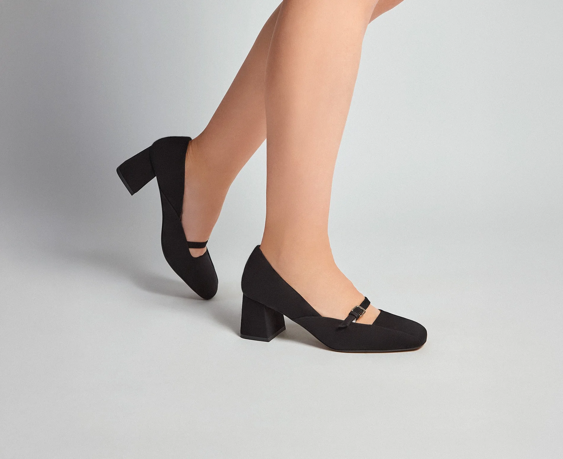 Zapato de mujer en piel con tacón medio. Klaus - Image 4