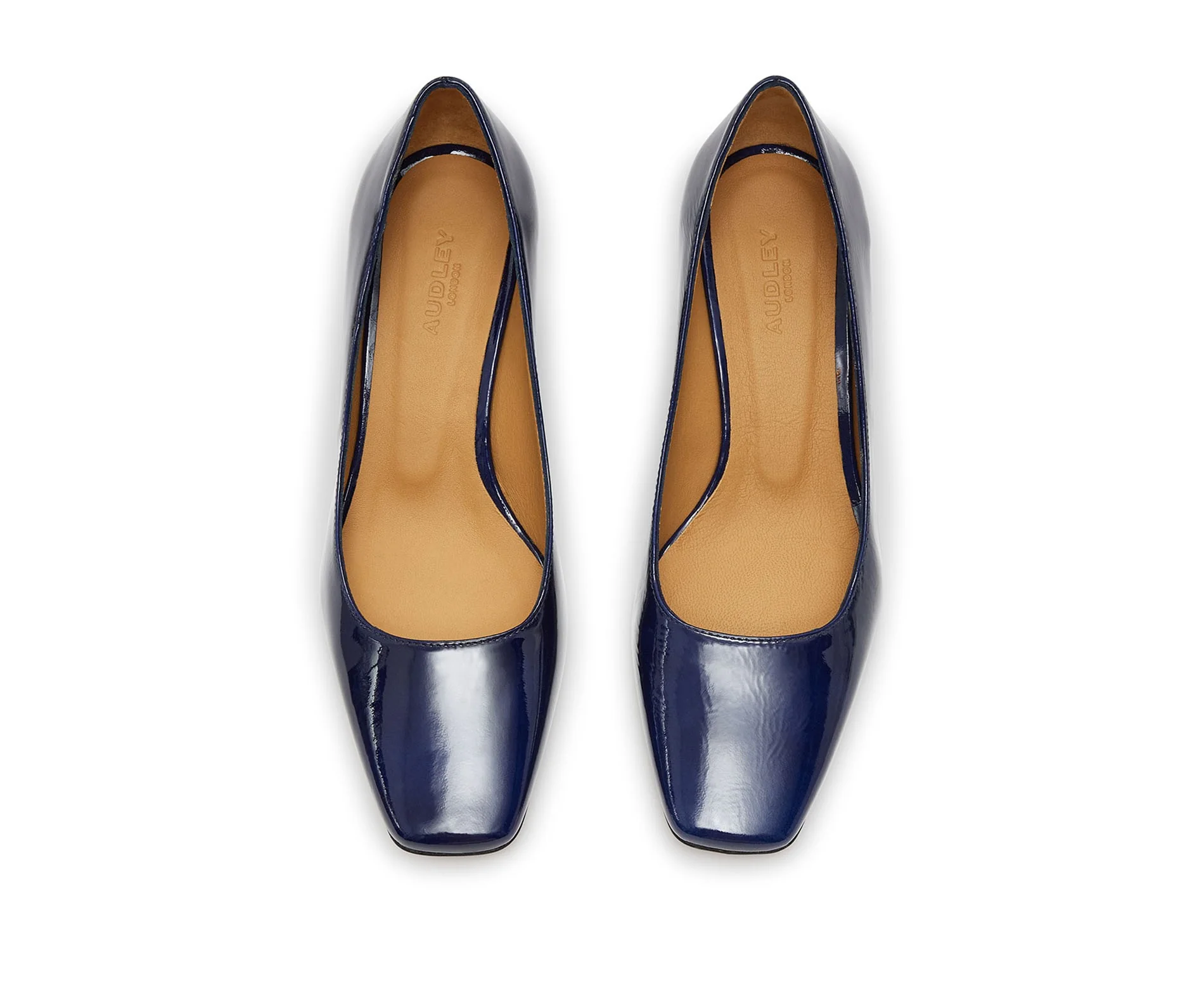 Zapato de mujer en piel con tacón medio. Kristal - Image 4