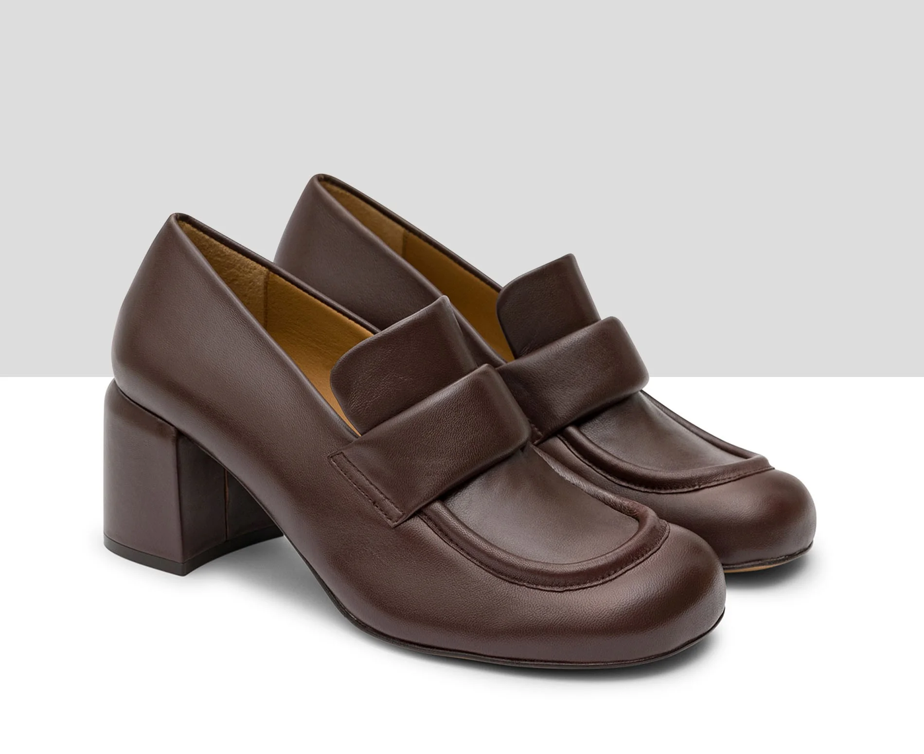 Zapato de mujer en piel con tacón medio. Kristi - Image 3