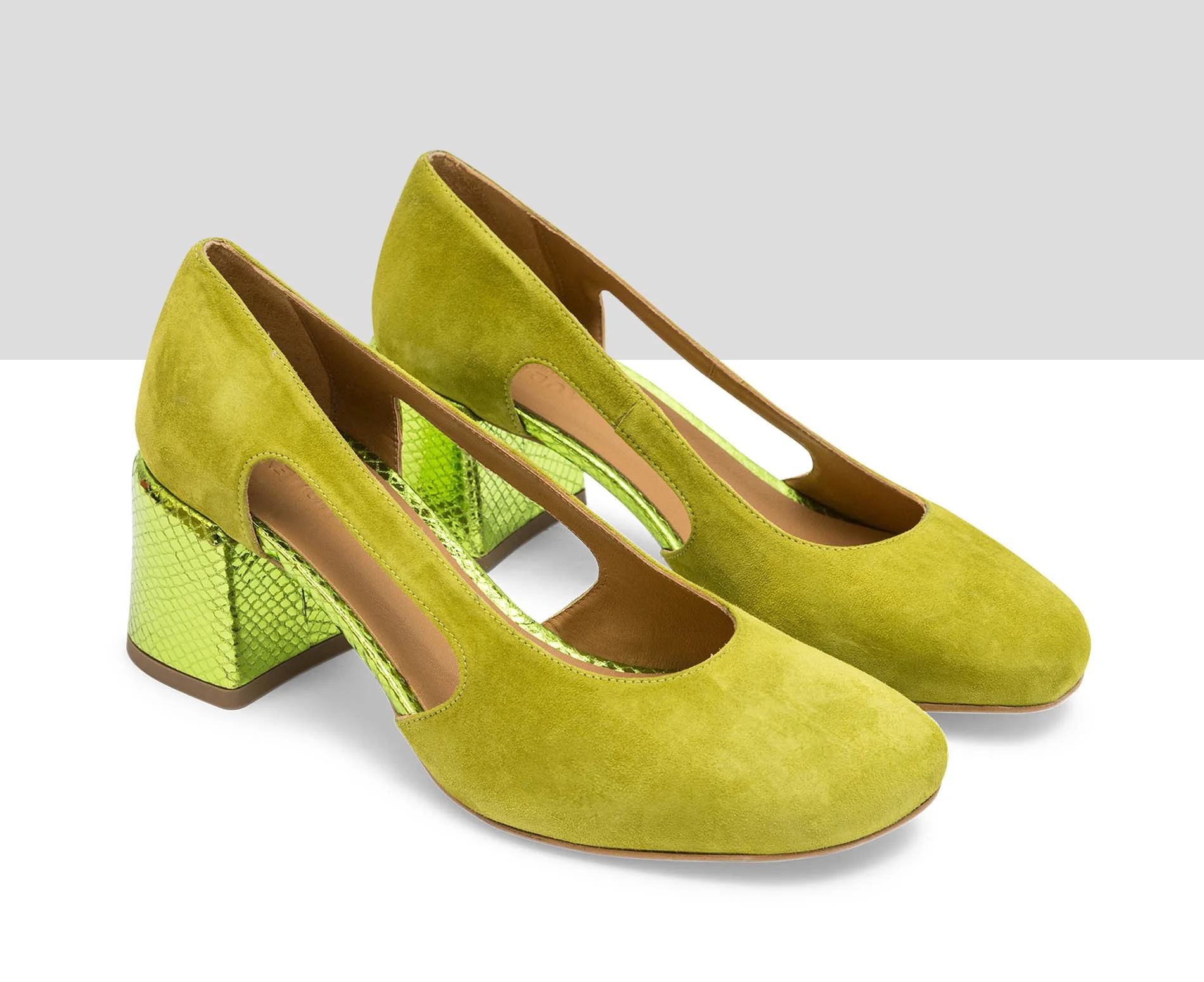 Zapato de mujer en piel con tacón medio. Lindy - Image 3
