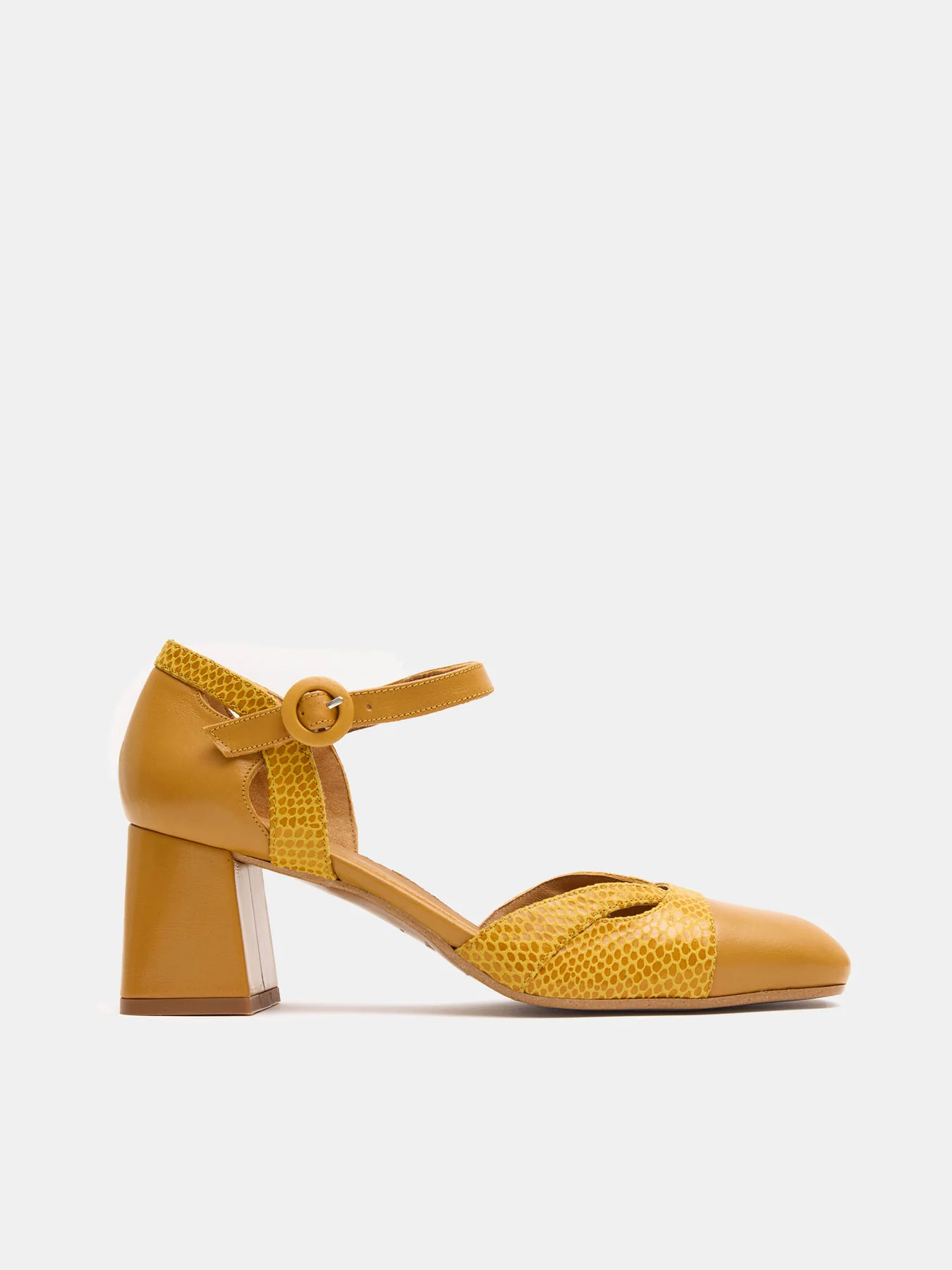 Zapato de mujer en piel con tacón medio. Loren - Image 2