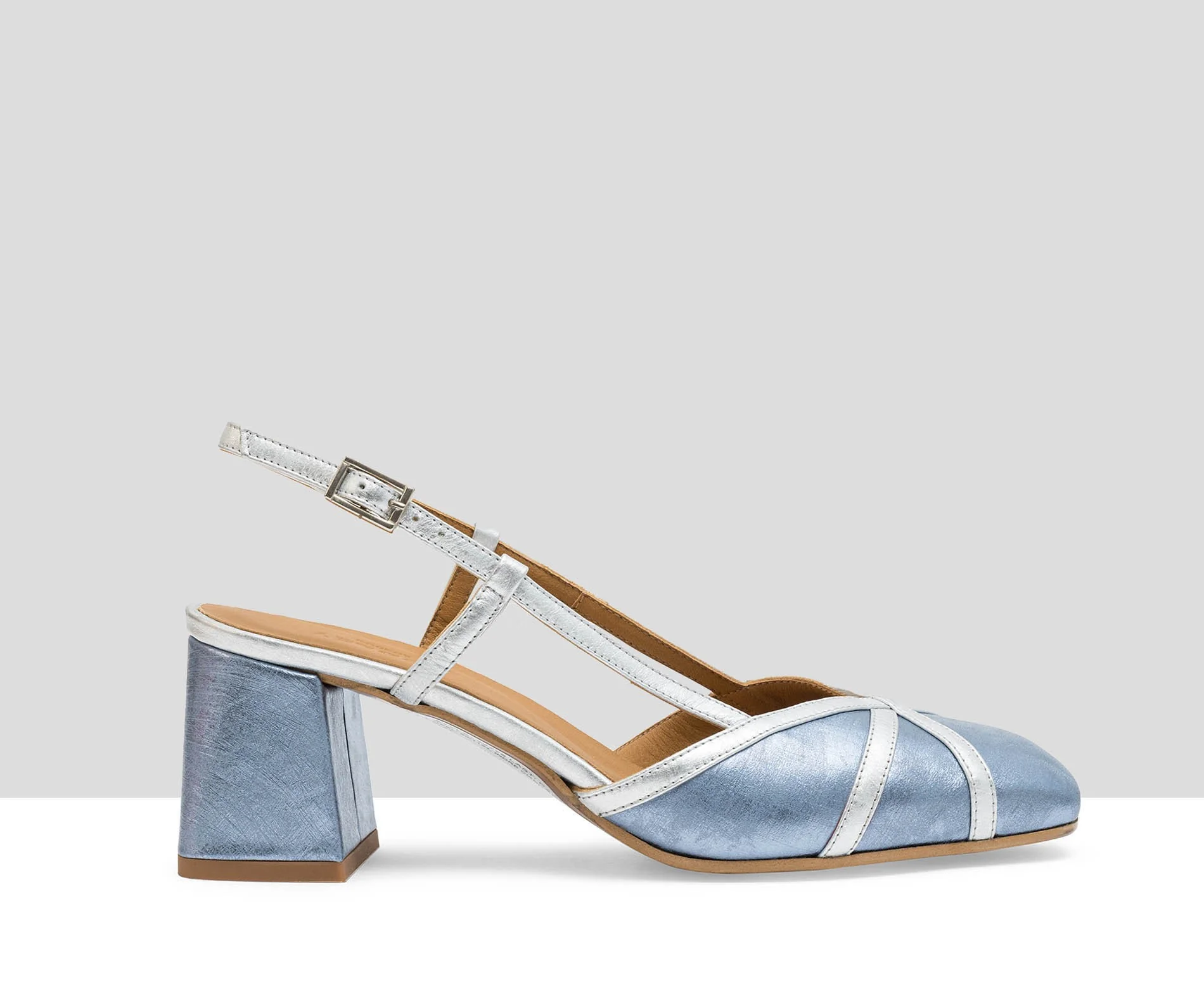 Zapato de mujer en piel con tacón medio. Luna - Image 2