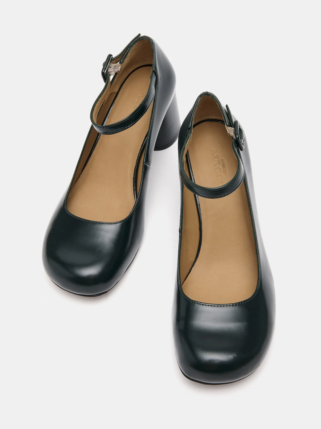 Zapato de mujer en piel con tacón medio. Marga - Image 4