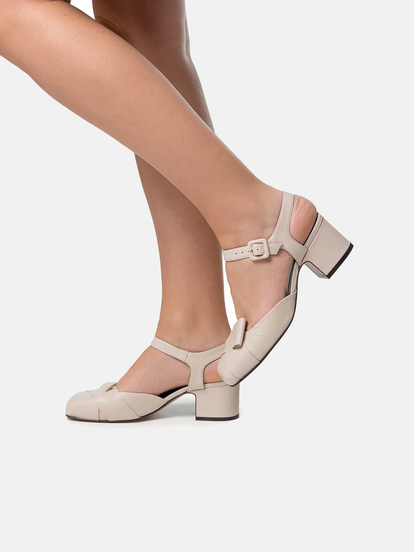 Zapato de mujer en piel con tacón medio. Nalina - Image 4
