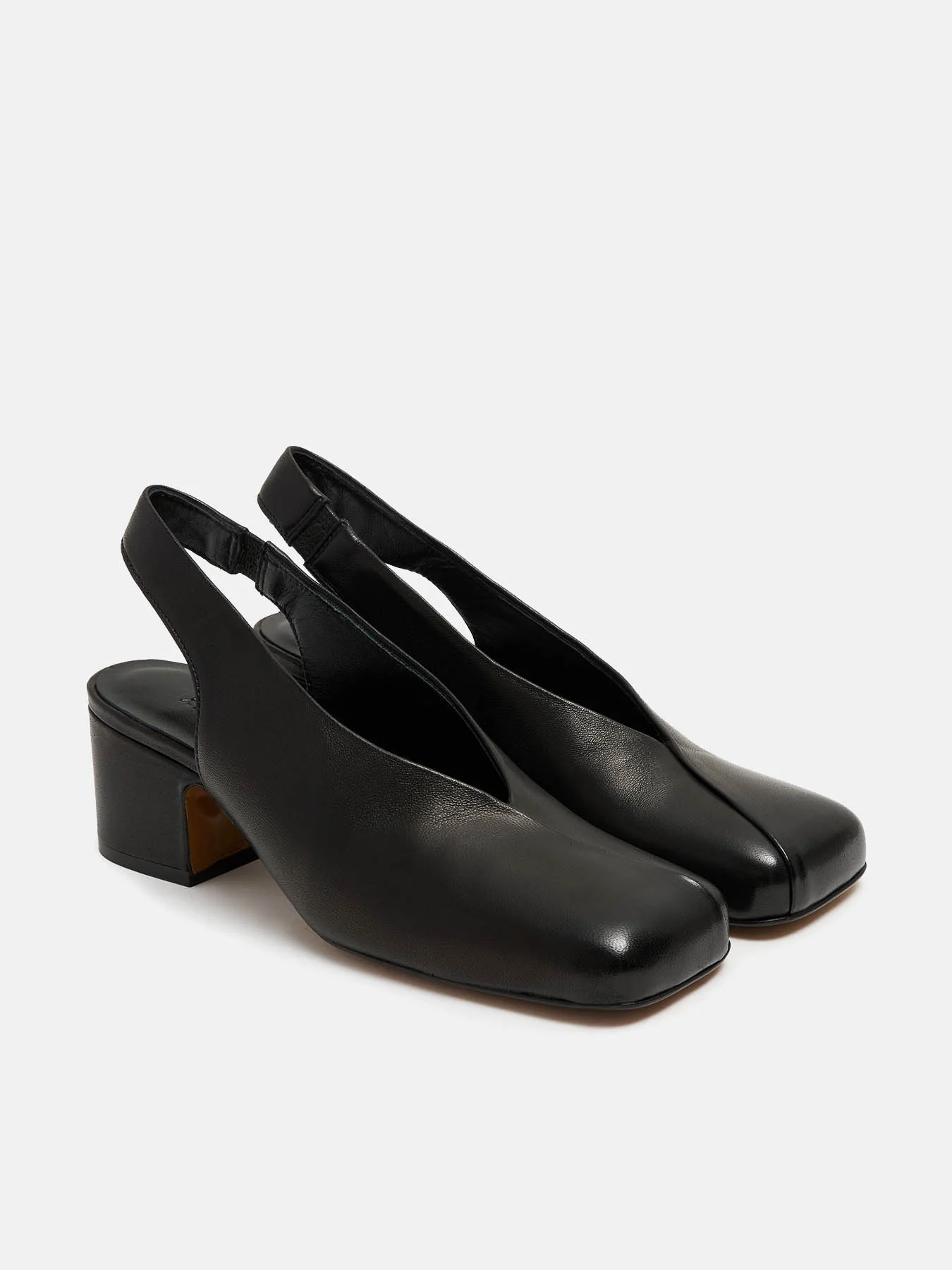 Zapato de mujer en piel con tacón medio. Nataly - Image 3